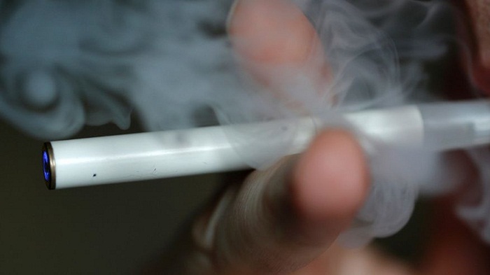 E-cigarette use falls among teens 